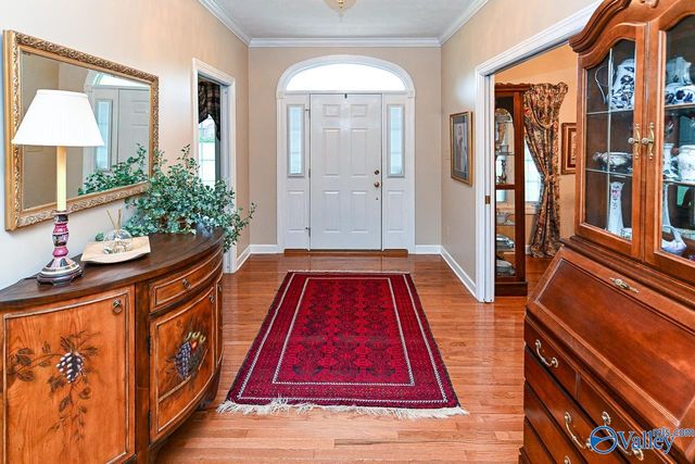 1102 Vines Drive NE, Hartselle, AL 35640