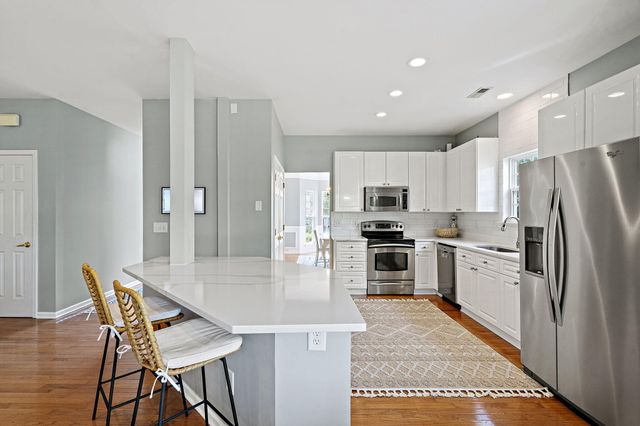 3101 Sonja Way, Mount Pleasant, SC 29466
