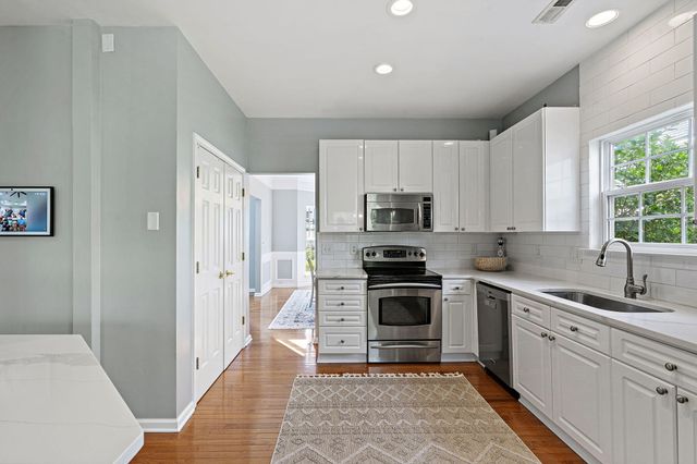 3101 Sonja Way, Mount Pleasant, SC 29466