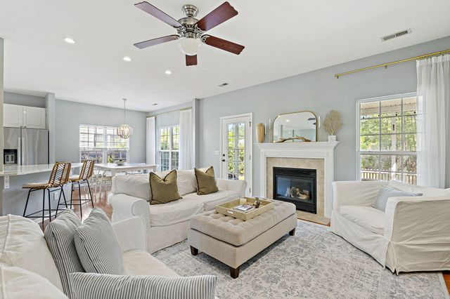3101 Sonja Way, Mount Pleasant, SC 29466
