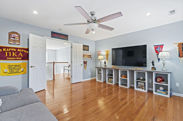 3101 Sonja Way, Mount Pleasant, SC 29466