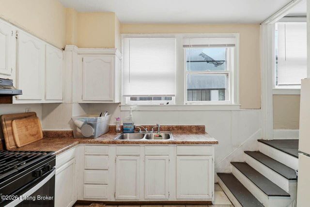 116 N 44th St, Louisville, KY 40212