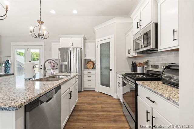 7205 Sunnybrook Court, Charlestown, IN 47111
