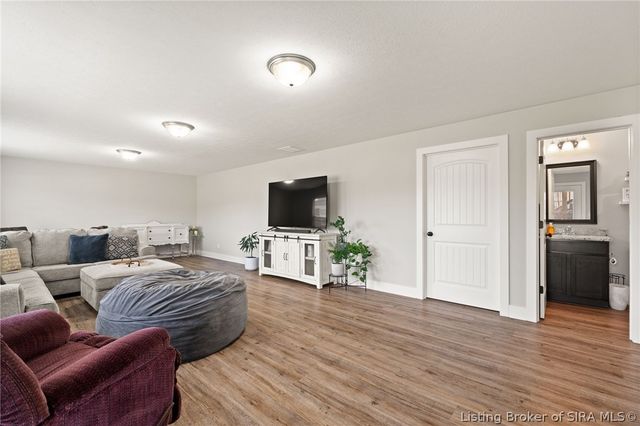 7205 Sunnybrook Court, Charlestown, IN 47111