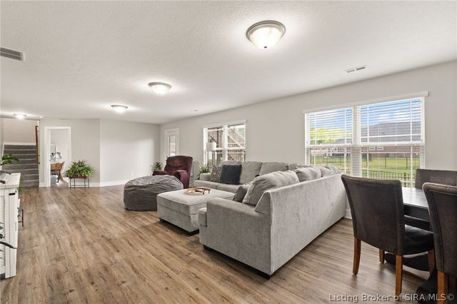 7205 Sunnybrook Court, Charlestown, IN 47111