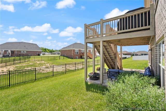 7205 Sunnybrook Court, Charlestown, IN 47111