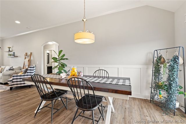 7205 Sunnybrook Court, Charlestown, IN 47111