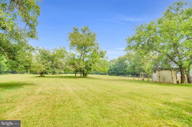3390 MOUNTAIN RD, Hamburg, PA 19526