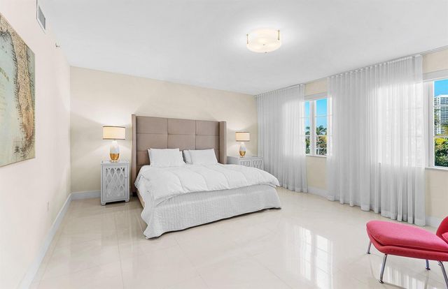 155 S Ocean Avenue 303, Palm Beach Shores, FL 33404