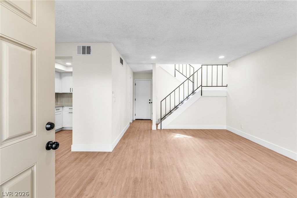 2256 Tall Pine Drive, Las Vegas, NV 89108 — photo 2