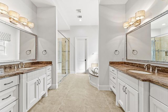 5637 Overbrook Lane, Houston, TX 77056