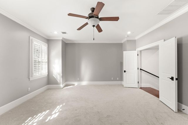 5637 Overbrook Lane, Houston, TX 77056