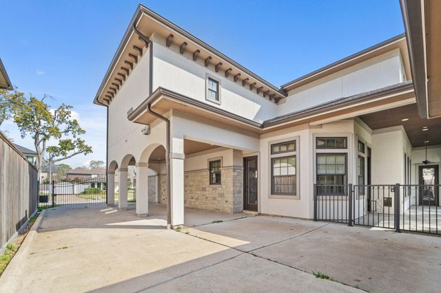 5637 Overbrook Lane, Houston, TX 77056