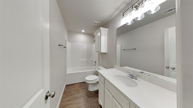 11207 Breckenridge Lane, Oklahoma City, OK 73114