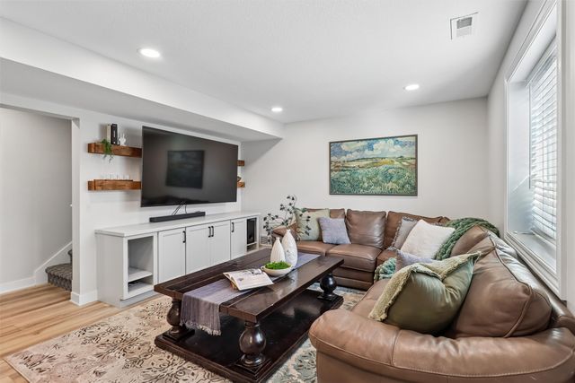 2705 SW 21st Circle, Ankeny, IA 50023