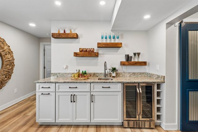 2705 SW 21st Circle, Ankeny, IA 50023