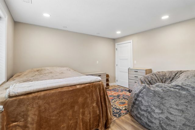 2705 SW 21st Circle, Ankeny, IA 50023