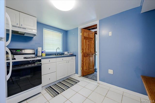 2827 Philip Avenue, Bronx, NY 10465