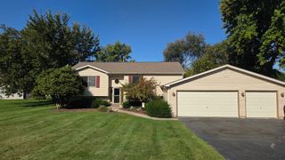 3611 Fawn, Wonder Lake, IL 60097