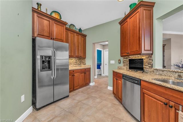 24329 Baltic AVE 204, Punta Gorda, FL 33955