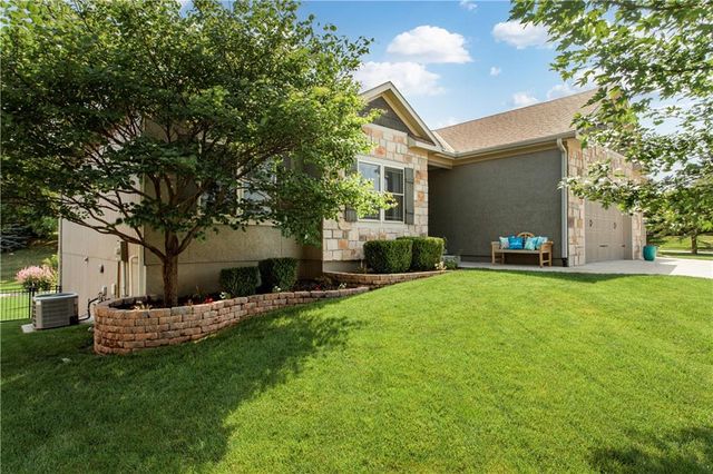 22908 E 41ST Terrace S, Blue Springs, MO 64015