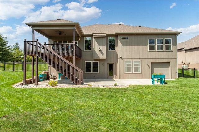 22908 E 41ST Terrace S, Blue Springs, MO 64015