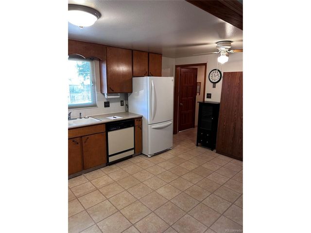 1837 Jewel Dr, Longmont, CO 80501