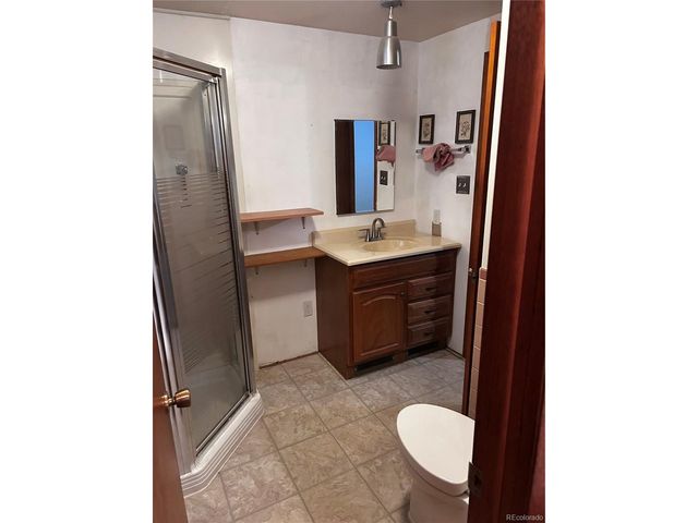 1837 Jewel Dr, Longmont, CO 80501