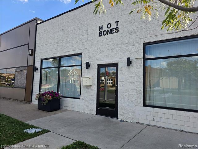 569 Melbourne Street, Detroit, MI 48202