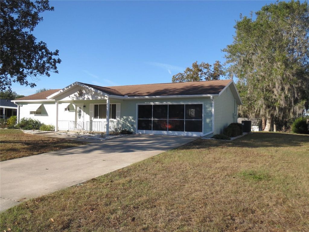 Image 2 of property listing at 8547 SW 106TH STREET, Ocala, FL 34481