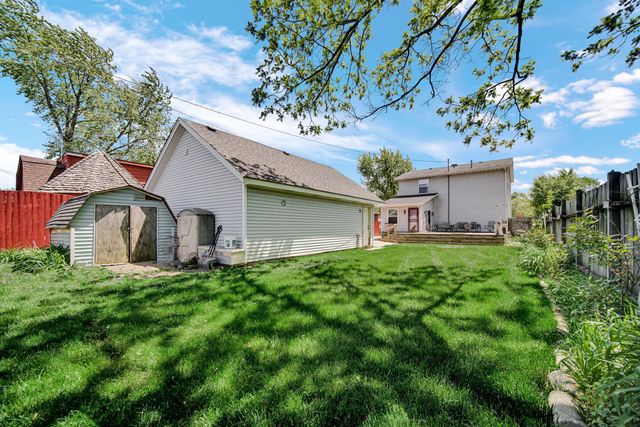2643 Glenwood Street, Highland, IN 46322