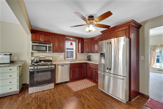 2643 Glenwood Street, Highland, IN 46322