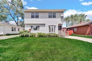 2643 Glenwood Street, Highland, IN 46322