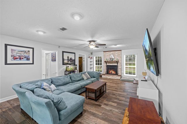 3700 September Drive, Baytown, TX 77521