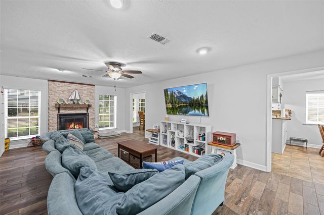 3700 September Drive, Baytown, TX 77521