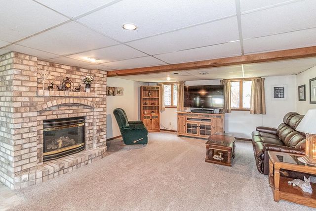 1903 LAWRENCE STREET, New London, WI 54961