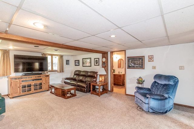 1903 LAWRENCE STREET, New London, WI 54961