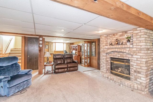 1903 LAWRENCE STREET, New London, WI 54961