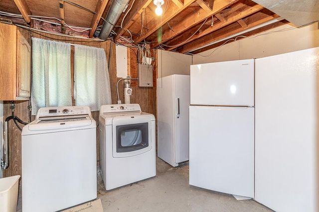 1903 LAWRENCE STREET, New London, WI 54961
