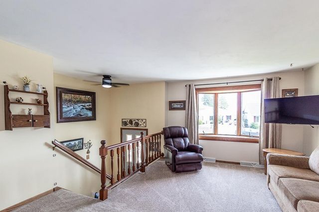 1903 LAWRENCE STREET, New London, WI 54961