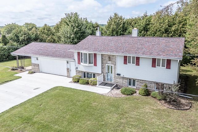 1903 LAWRENCE STREET, New London, WI 54961