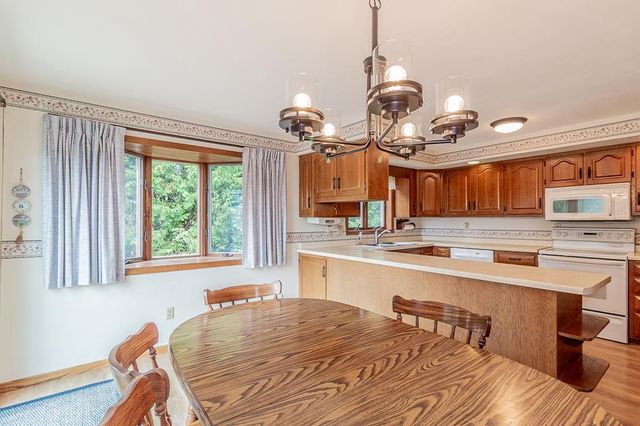 1903 LAWRENCE STREET, New London, WI 54961