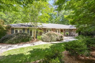 6724 Green Island Drive, Columbus, GA 31904
