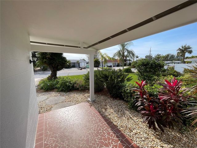 5219 BIMINI DRIVE, Bradenton, FL 34210