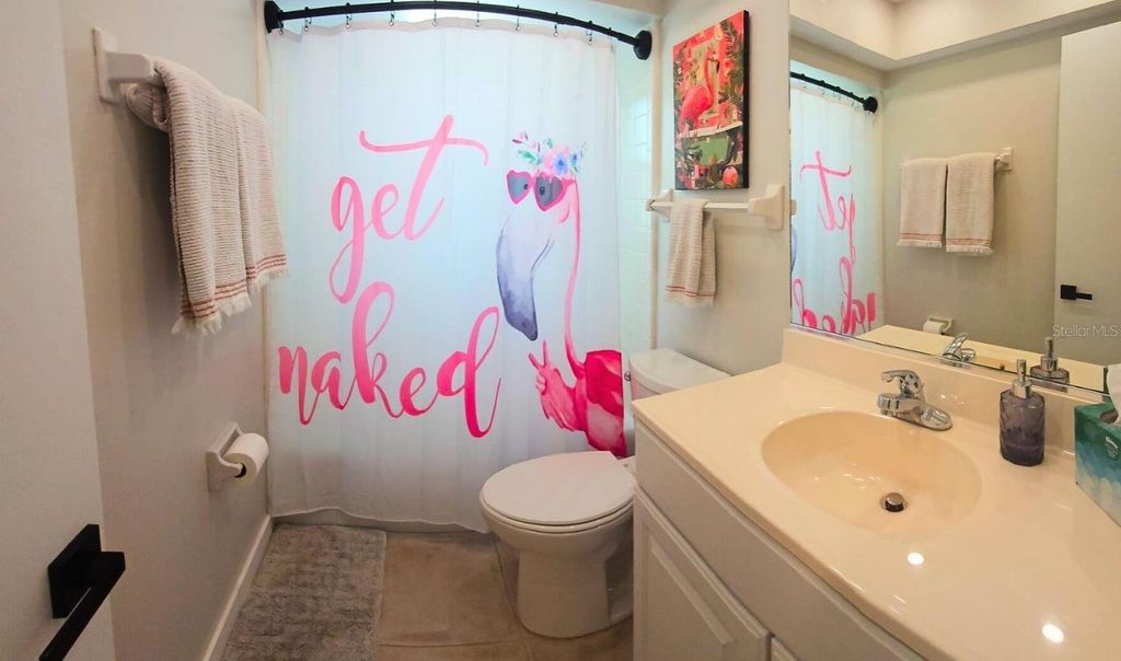 Image 20 of property listing at 5219 BIMINI DRIVE, Bradenton, FL 34210