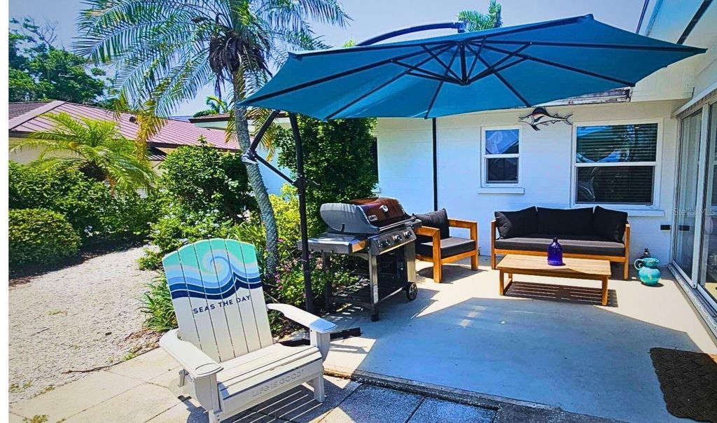 Image 5 of property listing at 5219 BIMINI DRIVE, Bradenton, FL 34210