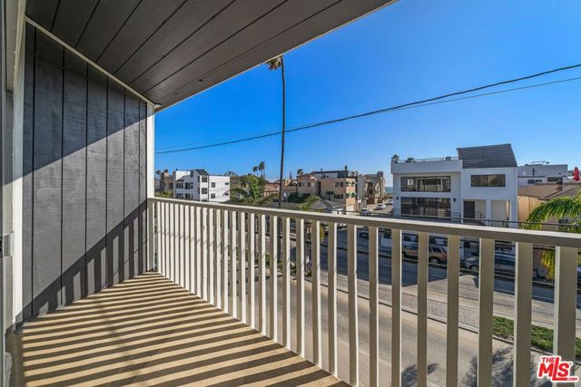 6821 E Ocean Boulevard, Long Beach, CA 90803