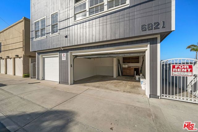 6821 E Ocean Boulevard, Long Beach, CA 90803