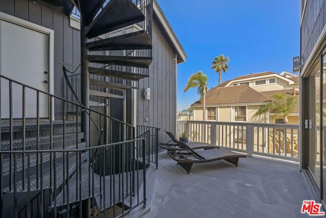 6821 E Ocean Boulevard, Long Beach, CA 90803