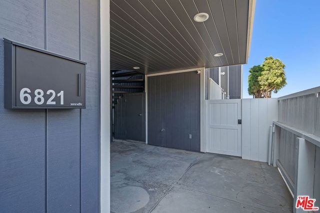 6821 E Ocean Boulevard, Long Beach, CA 90803